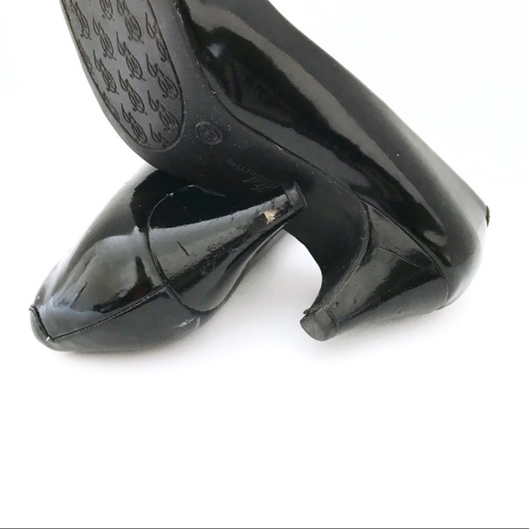 Jaclyn Smith Black Pumps - Picture 6 of 6
